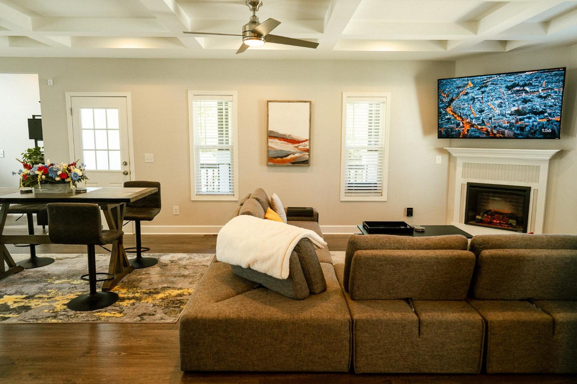 Enjoy This Mini-Mansion Near Downtown And The Airport! Atlanta Extérieur photo