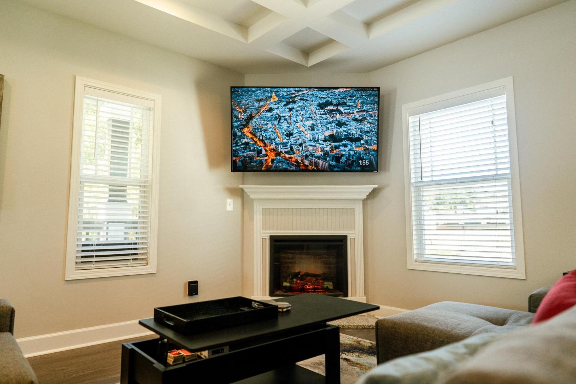 Enjoy This Mini-Mansion Near Downtown And The Airport! Atlanta Extérieur photo